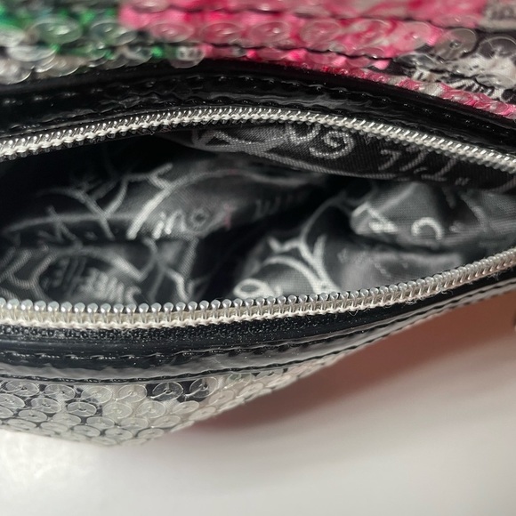 Betsey Johnson Sequin Skull Rose Chain Stap bag/purse - Picture 5 of 15